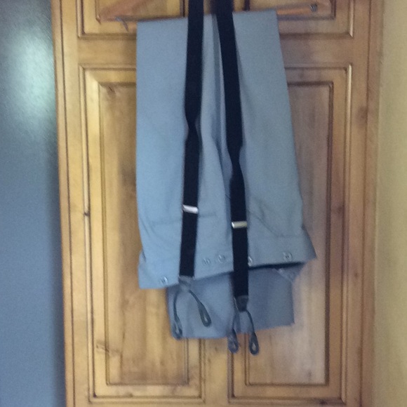 ❤️ $30 After Six Tuxedo + Accessories - Picture 11 of 14